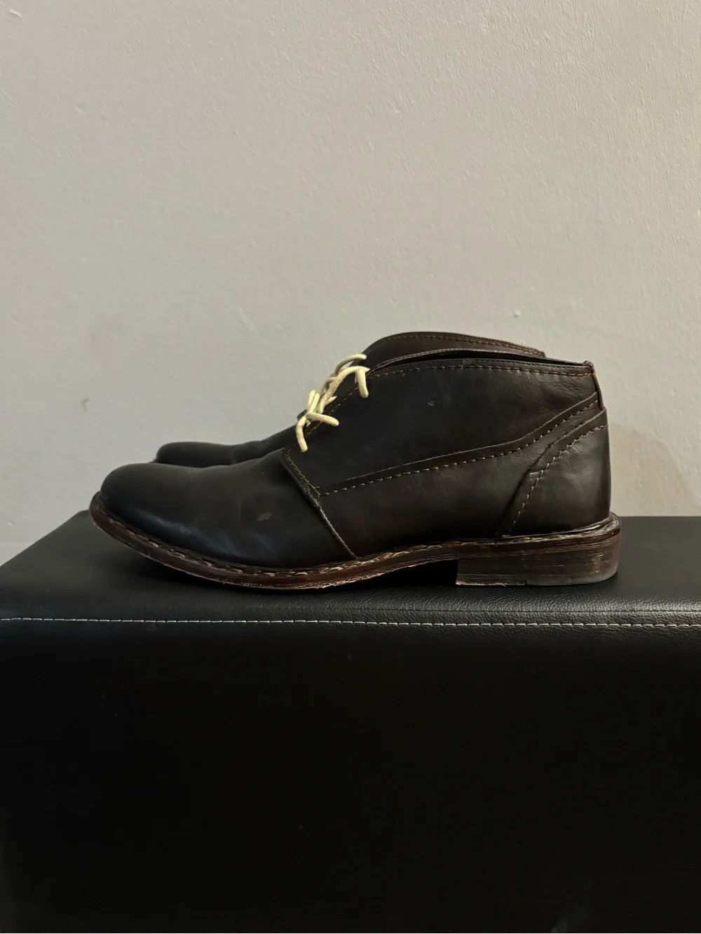 Men's Dark Brown Leather Chukka Boots - Timeless Everyday Style